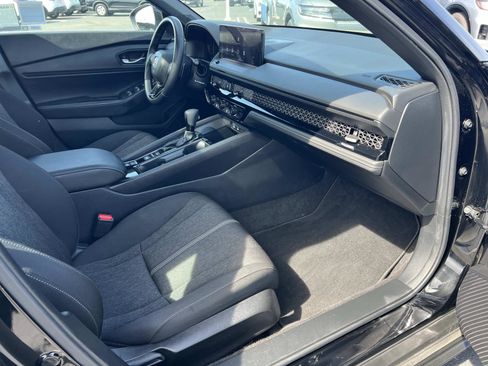 Certified 2024 Honda Accord Sport image 29