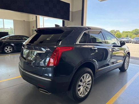 Used 2019 Cadillac XT5 FWD image 4
