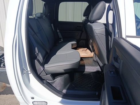 New 2026 RAM 4500 Tradesman w/ Chrome Appearance Group image 17