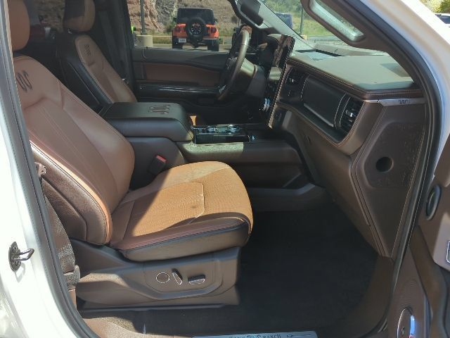 Used 2024 Ford Expedition King Ranch AWD/4WD image 19