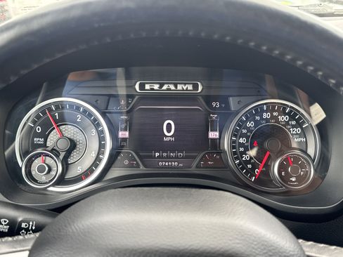 Used 2020 RAM 1500 Big Horn AWD/4WD image 14