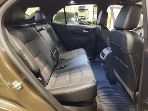 Used 2023 Chevrolet Equinox RS image 29