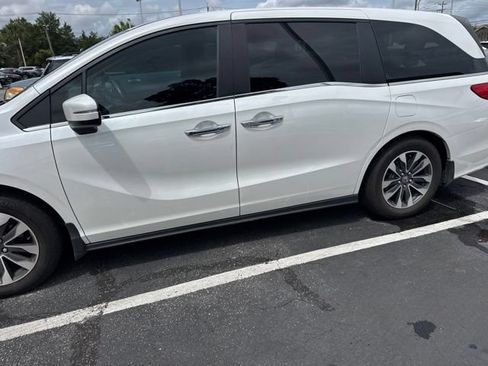 Used 2024 Honda Odyssey EX-L image 16