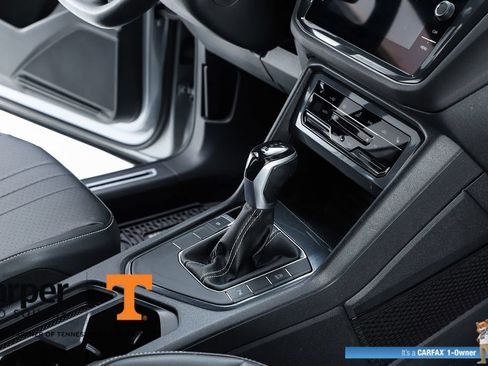 Used 2022 Volkswagen Tiguan SE R-Line FWD image 33