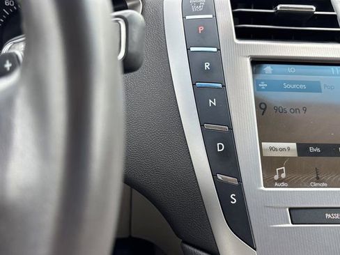 Used 2019 Lincoln MKZ Reserve AWD/4WD image 29