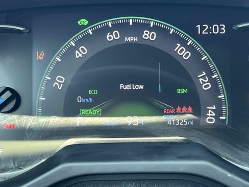 Used 2020 Toyota RAV4 Limited AWD/4WD image 23