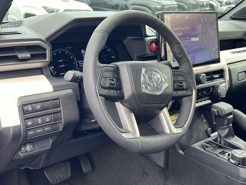 New 2024 Toyota Tacoma TRD Off-Road image 10