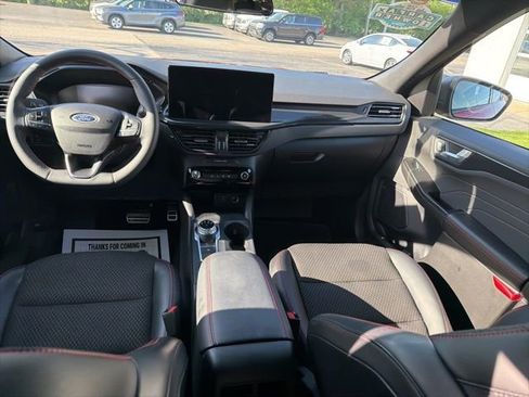 Used 2023 Ford Escape ST-Line w/ Tech Pack #1 AWD/4WD image 14