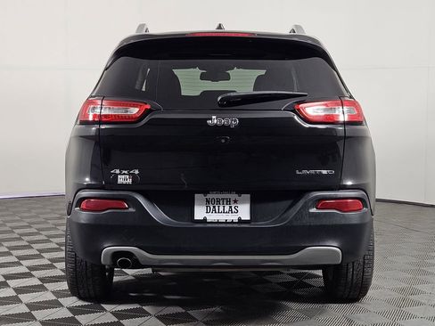 Used 2016 Jeep Cherokee Limited image 4