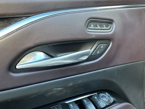 Used 2021 Cadillac Escalade Sport Platinum w/ Heavy-Duty Trailer Package image 19