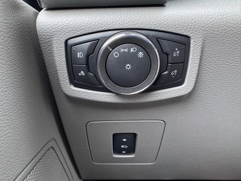 Used 2017 Ford F150 XLT w/ Equipment Group 301A Mid image 32