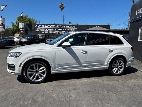 Used 2018 Audi Q7 3.0T Prestige w/ Prestige Package AWD/4WD image 12
