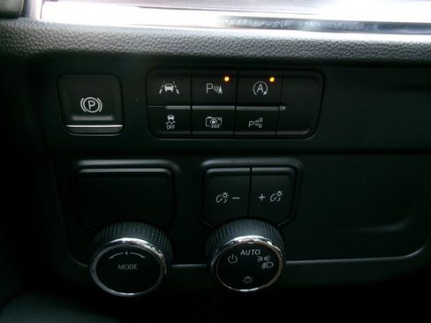 Used 2025 Chevrolet Tahoe LS image 51