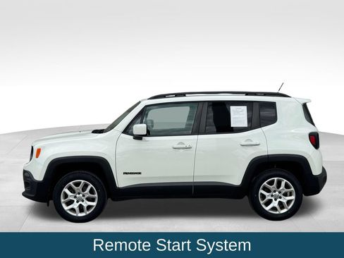 Used 2016 Jeep Renegade Latitude w/ Cold Weather Group AWD/4WD image 12