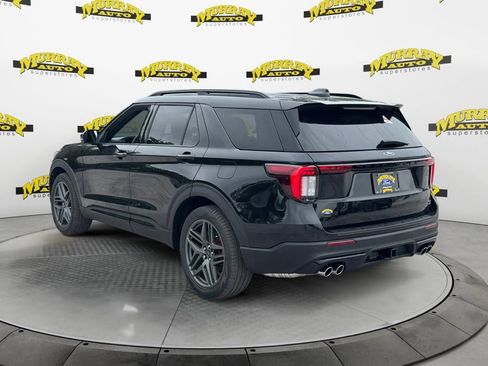New 2026 Ford Explorer ST RWD image 3