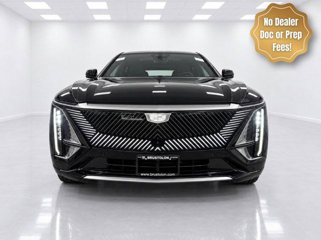 Used 2024 Cadillac Lyriq Tech w/ Driver Assist Package AWD/4WD image 2
