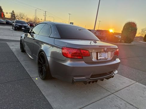 Used 2013 BMW M3 Convertible image 9