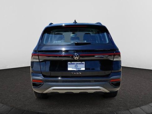 Used 2025 Volkswagen Taos S w/ Taos MDO Package FWD image 6
