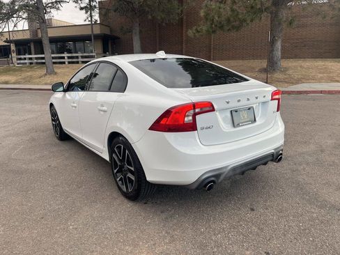 Used 2017 Volvo S60 T5 Dynamic image 6