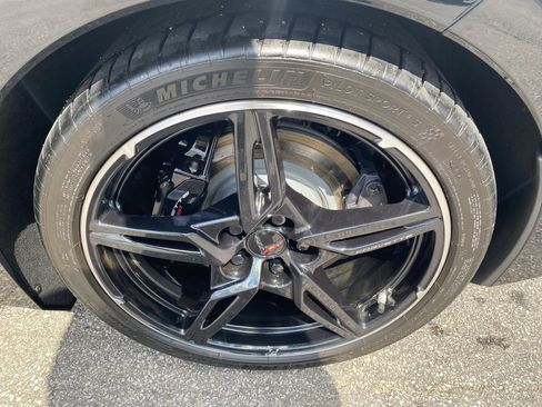 Certified 2023 Chevrolet Corvette Stingray Premium Conv w/ Z51 Performance Package image 32