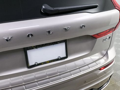 New 2026 Volvo XC60 B5 Ultra w/ Protection Package Premier image 36