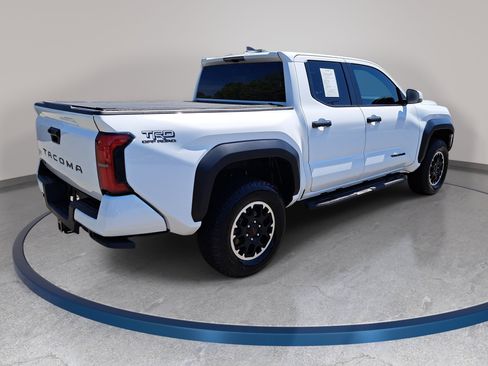 Used 2025 Toyota Tacoma TRD Off-Road image 5