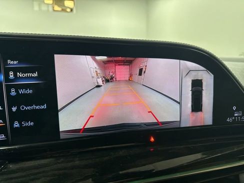 Certified 2021 Cadillac Escalade ESV Premium Luxury w/ Driver Assist Tech Package AWD/4WD image 14