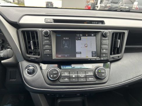 Used 2017 Toyota RAV4 Limited image 19