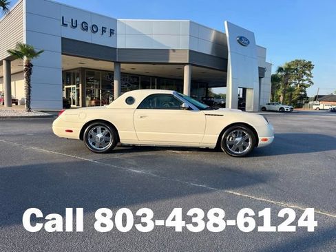 Used 2002 Ford Thunderbird RWD image 2