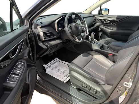 Used 2023 Subaru Outback Limited AWD/4WD image 11
