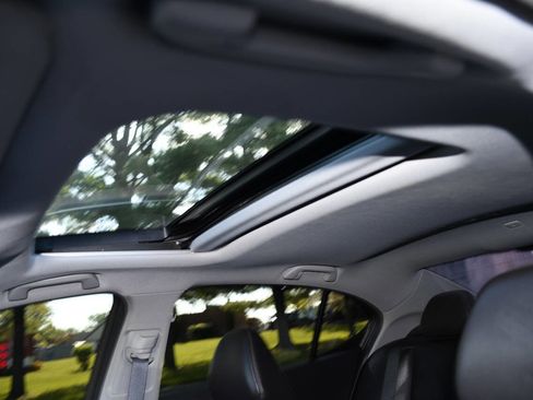 Used 2020 Acura TLX FWD image 40