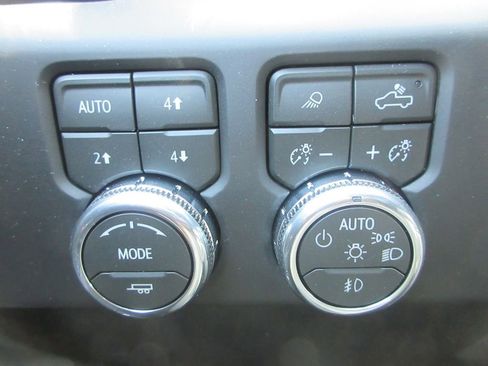 New 2026 GMC Sierra 1500 AT4 image 18