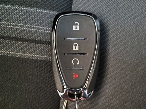 Used 2024 Chevrolet Blazer LT FWD image 32
