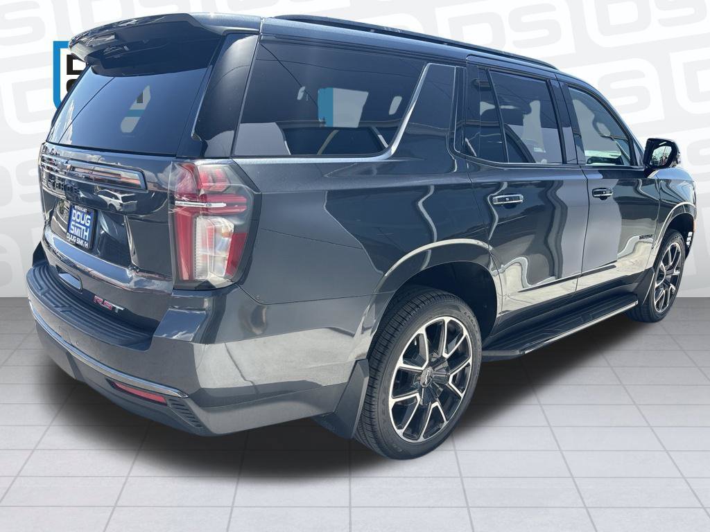 Used 2022 Chevrolet Tahoe RST w/ Luxury Package AWD/4WD image 4