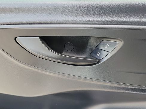 Used 2023 Mercedes-Benz Sprinter 1500 image 21