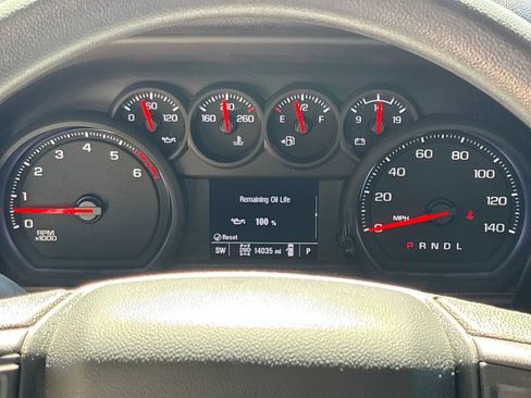 Used 2025 Chevrolet Silverado 2500 W/T AWD/4WD image 21