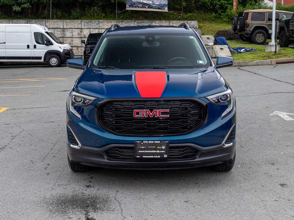 Used 2021 GMC Terrain SLE w/ Driver Convenience Package AWD/4WD image 2