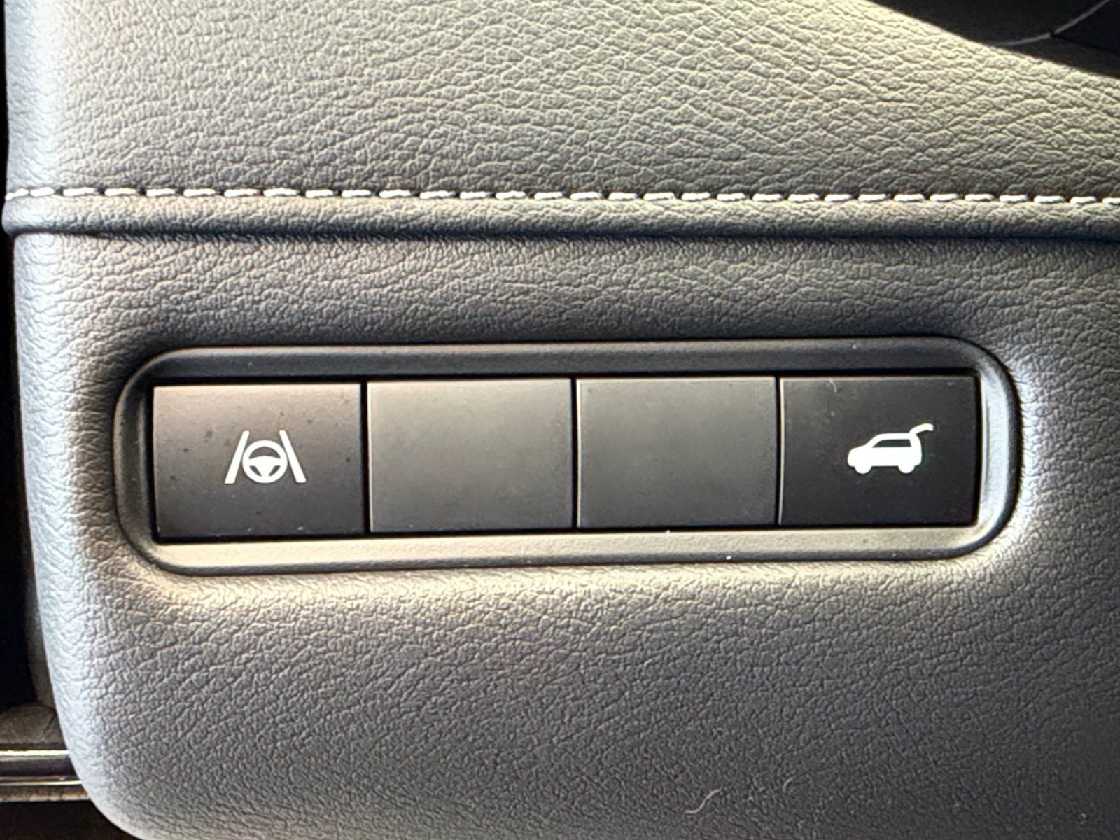 Used 2026 Nissan Armada Platinum AWD/4WD image 31