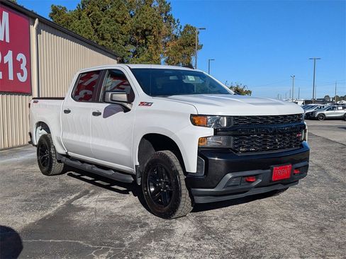 Used 2020 Chevrolet Silverado 1500 Custom Trail Boss w/ Custom Convenience Package image 10