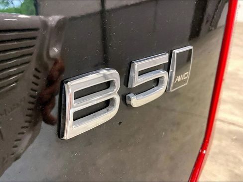 Used 2023 Volvo XC90 B5 Core AWD/4WD image 24