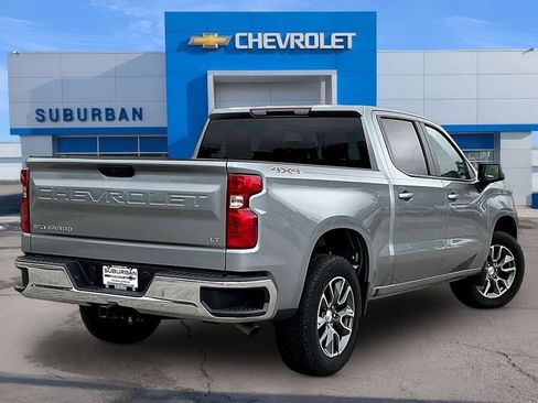 Used 2024 Chevrolet Silverado 1500 LT AWD/4WD image 4