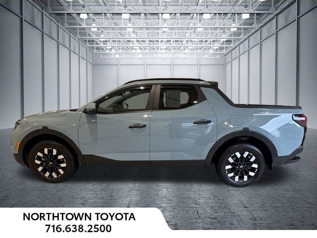 Used 2025 Hyundai Santa Cruz SEL AWD/4WD image 2