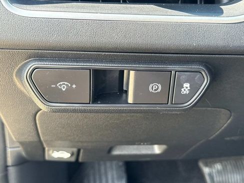Used 2025 Kia K4 FWD image 26