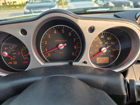 Used 2007 Nissan 350Z Enthusiast RWD image 9