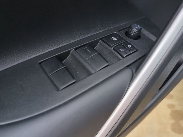 Used 2026 Toyota Corolla Cross L FWD image 17