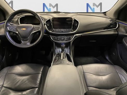 Used 2017 Chevrolet Volt Premier FWD image 10