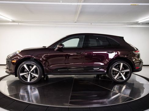 Certified 2026 Porsche Macan S AWD/4WD image 2