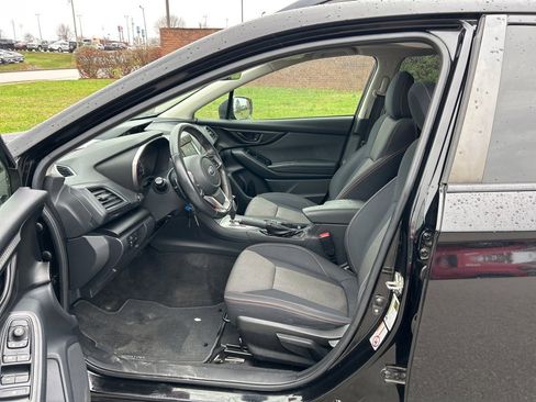 Used 2018 Subaru Crosstrek 2.0i Premium w/ Moonroof Package image 9