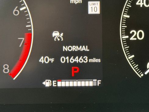 Used 2024 Honda HR-V EX-L image 20