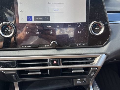 Certified 2025 Lexus RX 350 FWD w/ Technology Package image 15